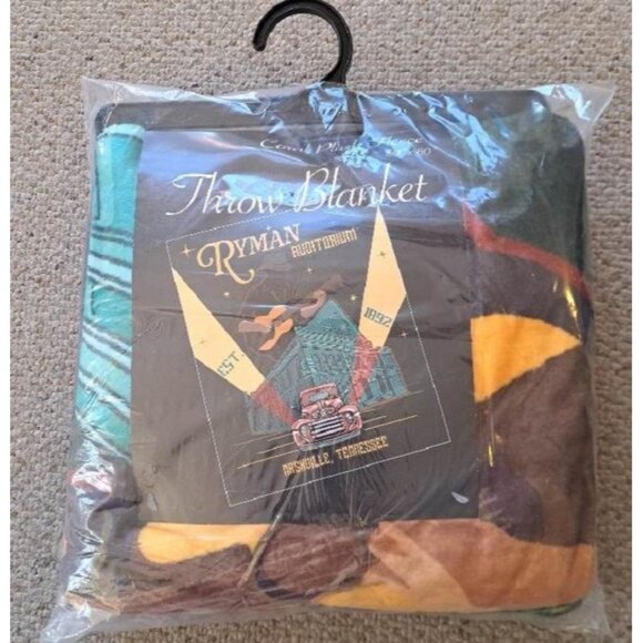New Ryman Auditorium Throw Blanket Plush Gift Grand Ole Opry Nashville Concert - Picture 2 of 2